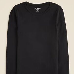 Perfect-fit long-sleeve crewneck T-shirt